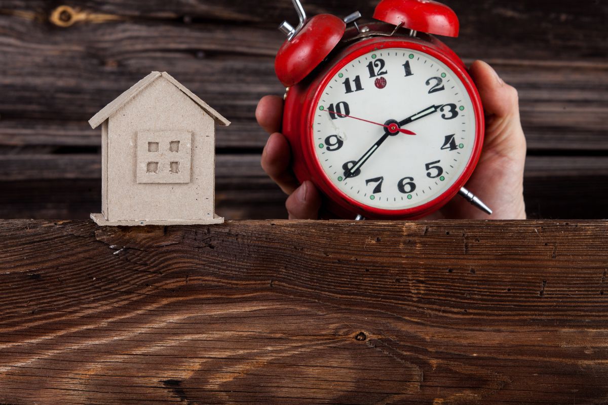 What Arizona Landlords Need to Know About Tenancy at Sufferance