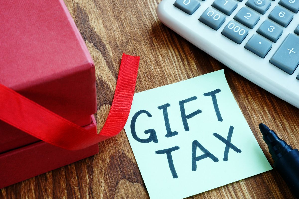 Are Gifts to Independent Contractors Taxable 